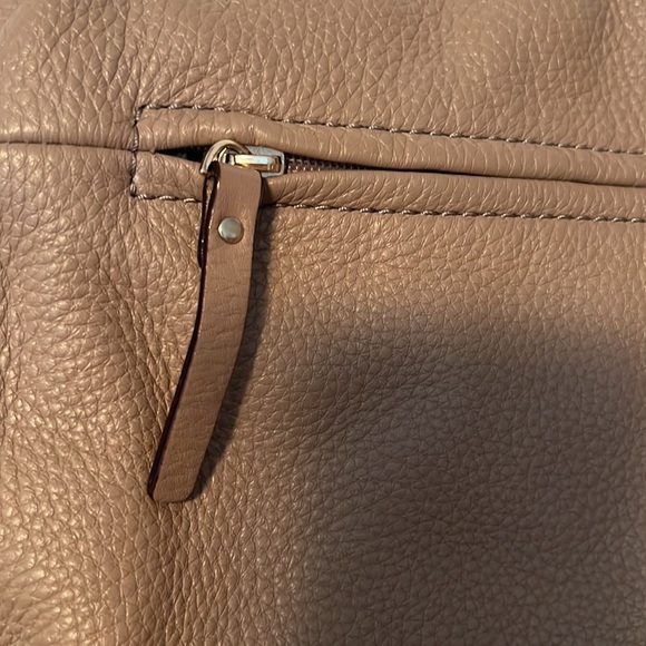Kate Spade Crossbody Bag. Beige color. - Picture 5 of 16